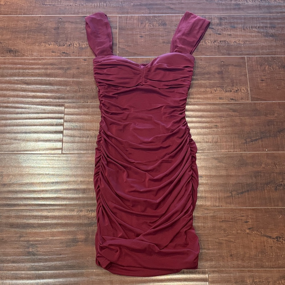 Windsor Ruched Dress, Burgundy Maroon Wine Color, Size Small, EUC!